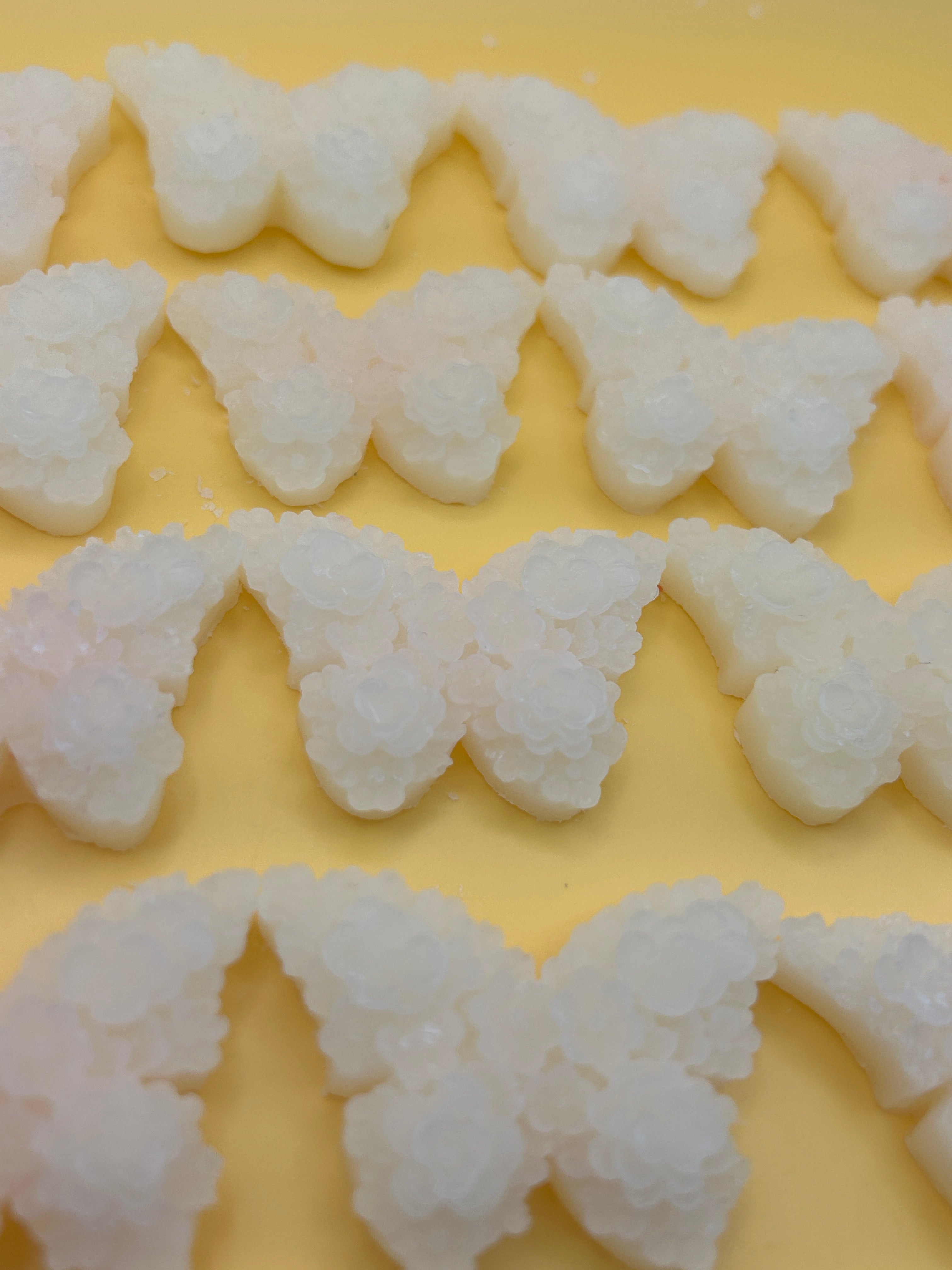 Butterfly Beeswax Wax Melts, 6 oz Bags